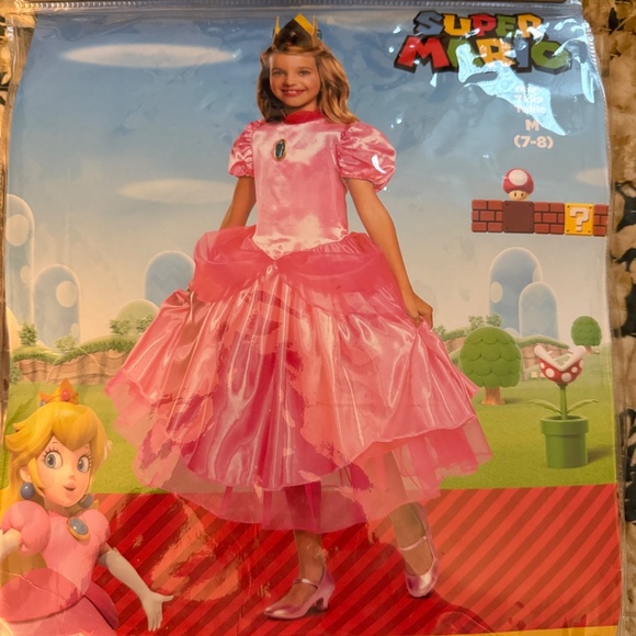 Princess Peach Costume- Girls size 7-8 - Picture 11 of 11